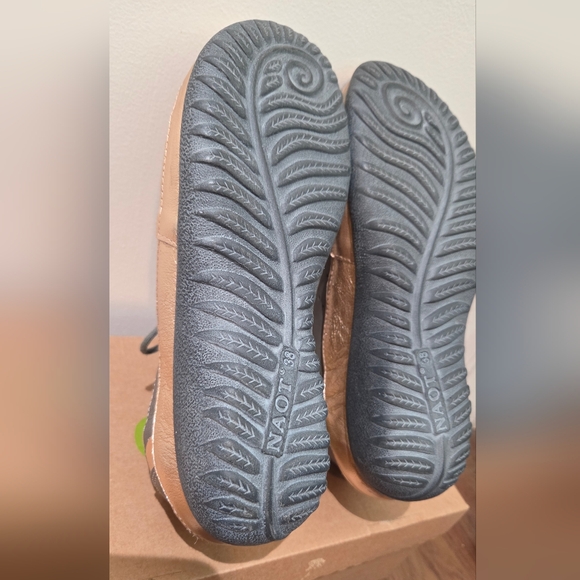 Women's Naot Kumara Shoes Size, 38 (7) - Picture 4 of 16